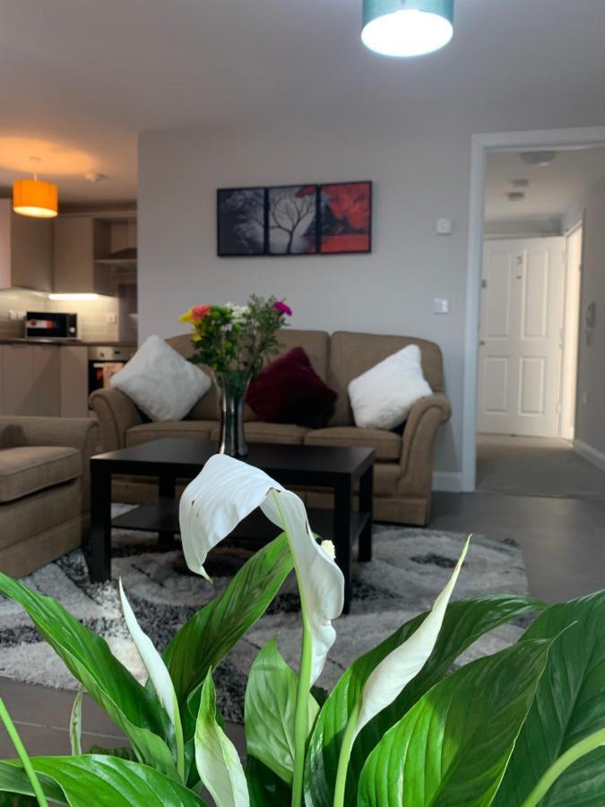 Aqua Dreams - Serviced Luxury Modern Belfast City Centre 2 Bed Apartment Exterior foto